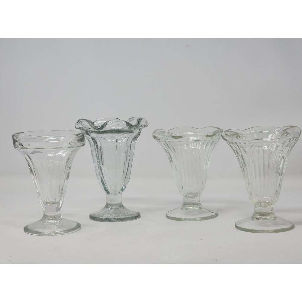 4‎ Vintage Tulip Shaped Glass Ice Cream Sundae Dishes